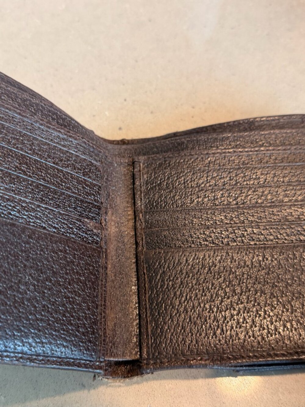 Gucci Vintage Beige/Brown GG Monogram Canvas Wallett with Silver Plate - Picture 5 of 8